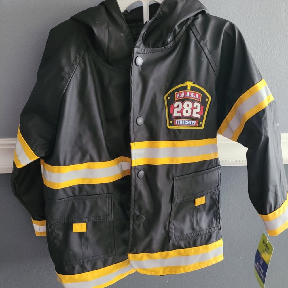 brand new Western Chief Fire Fighter Kids Rain Coat Size 3T Yellow and black
